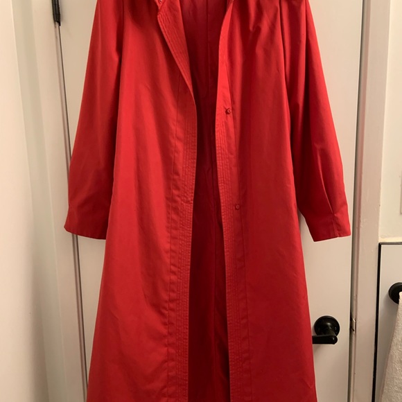 Korean light rain trench coat -Ada brand - Picture 3 of 12